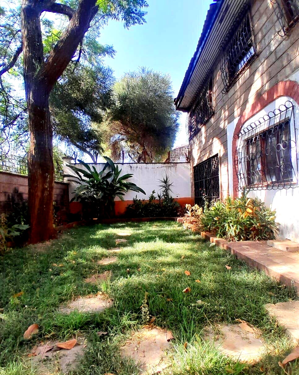 3BR Townhouse with Parquet Floors & Playground - Lavington