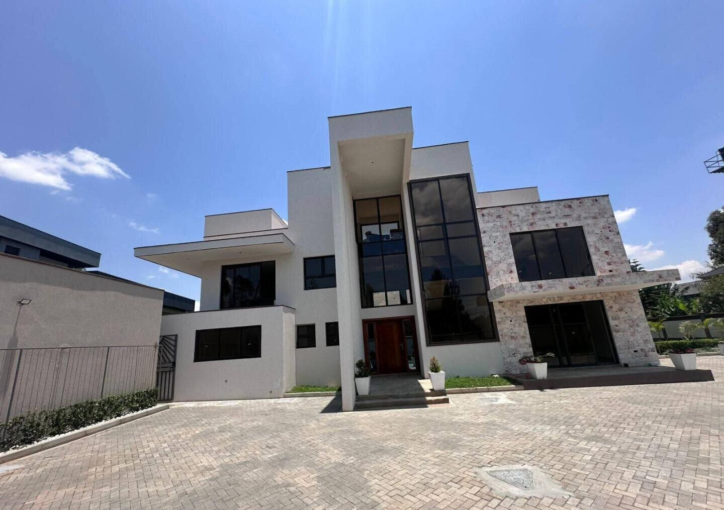 5-Ensuite Villa with Gym, Steam & Prayer Room – Karen