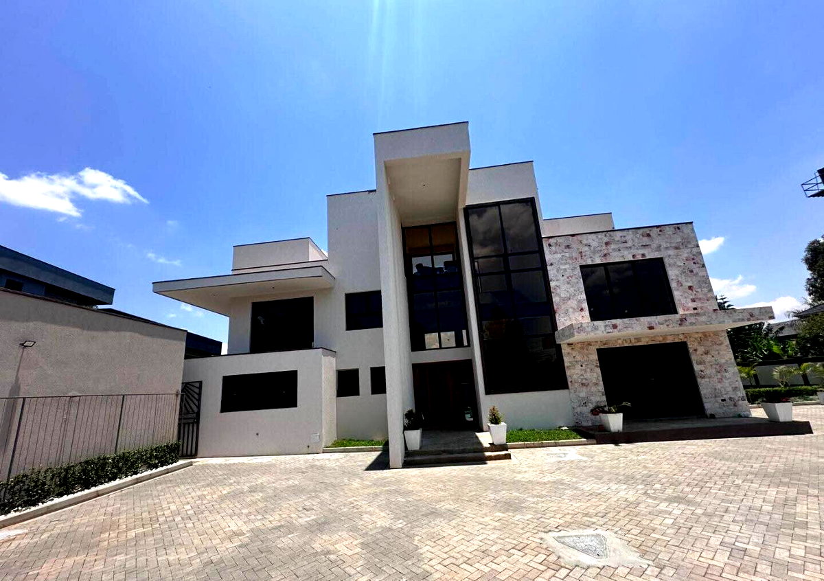 5-Ensuite Villa with Gym, Steam & Prayer Room – Karen