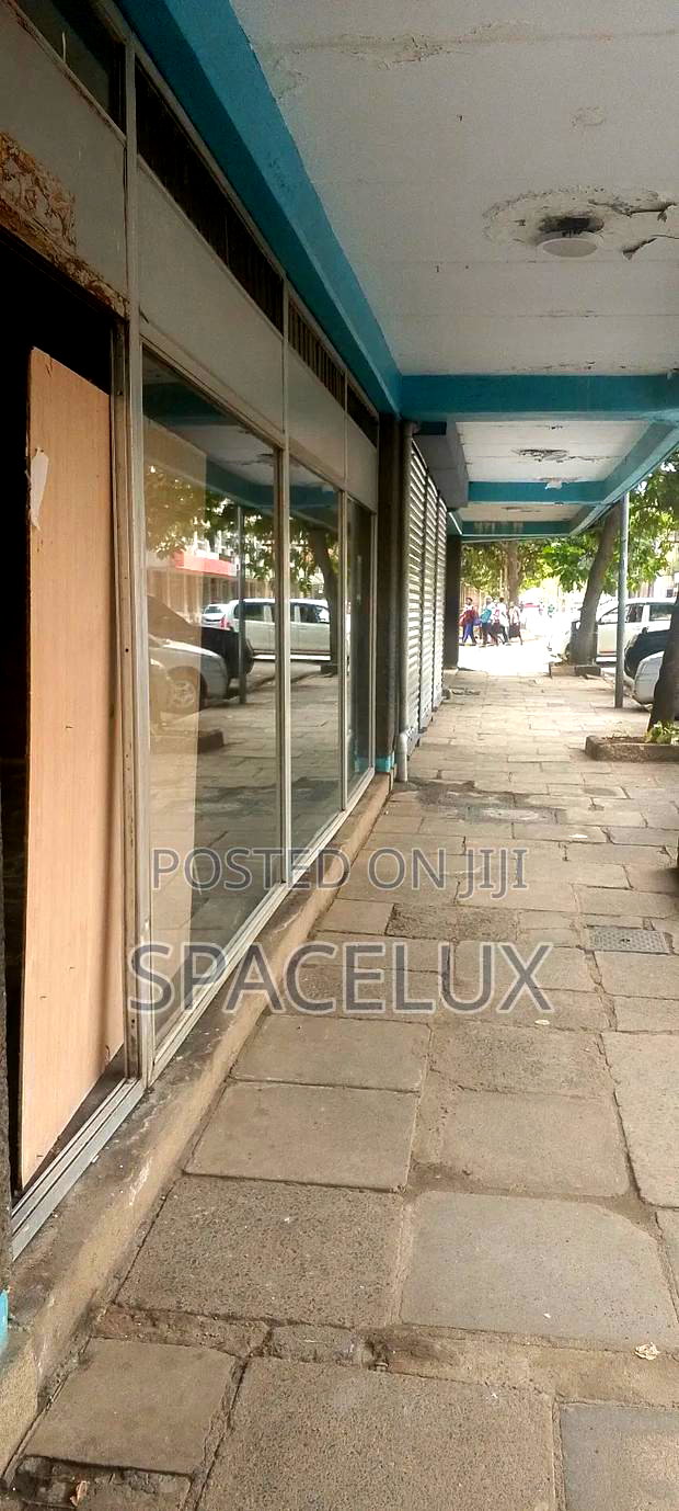 Big Outlet Shops Space