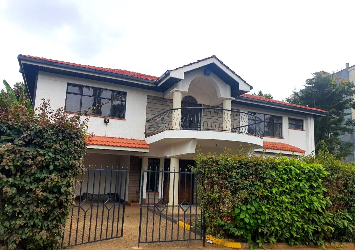 4BR Townhouse with DSQ & Family Room - Westlands Gated
