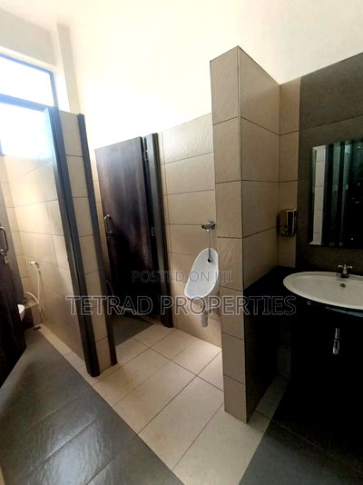 7102 SQF Showroom/Storage In Mombasa Rd. All Inclusive. - Image 10