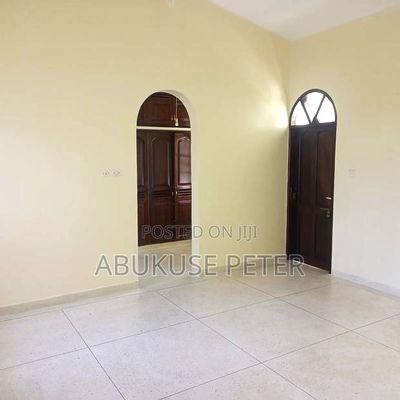 4bdrm Townhouse / Terrace in Nyali for rent - Image 4