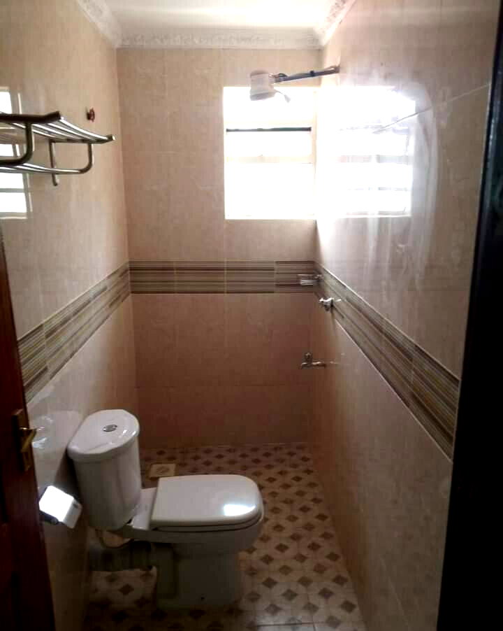 5BR All-Ensuite Townhouse with Cabro Compound & Security Patrol - Ngong