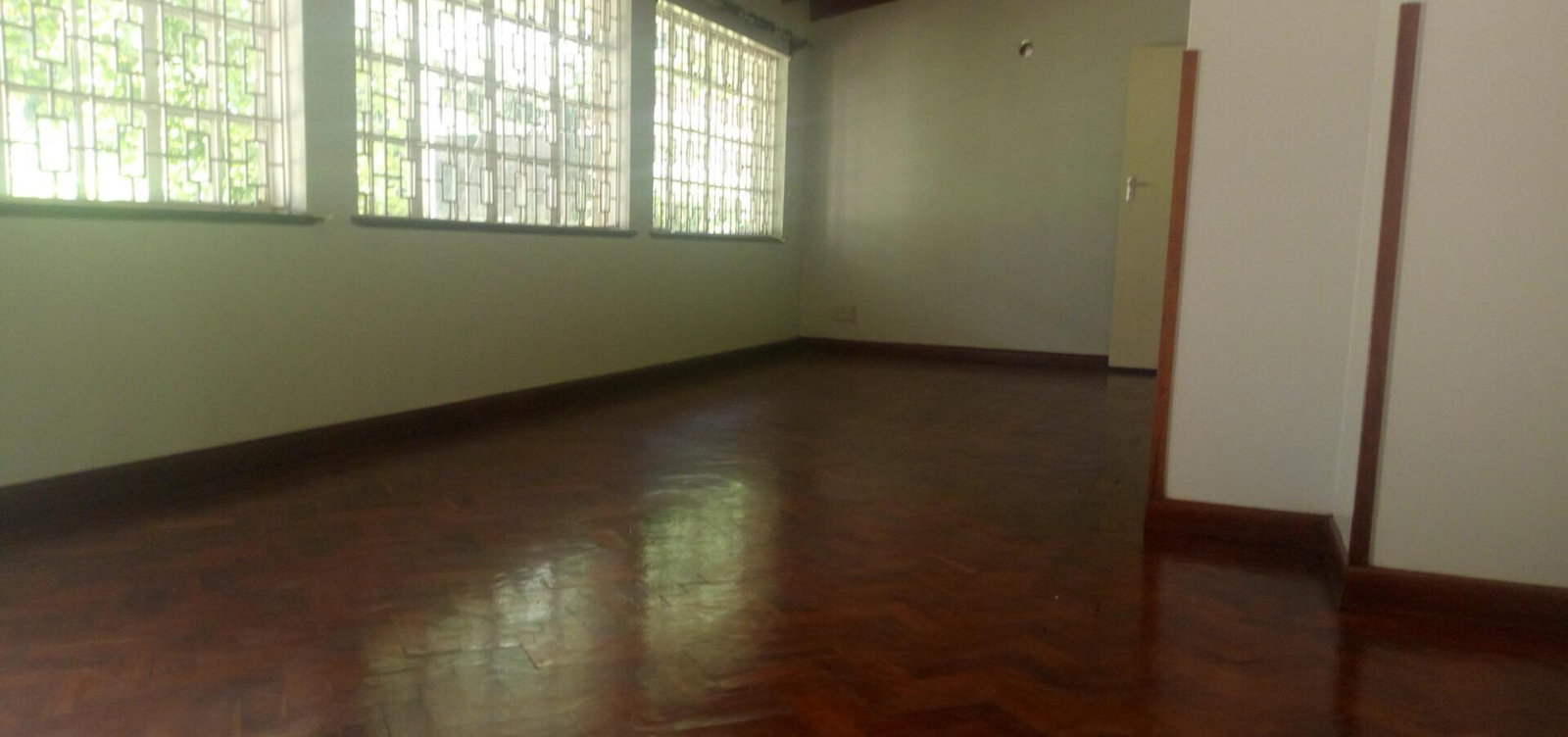 50x100 Plot 6BR Haven at KSh 850K
