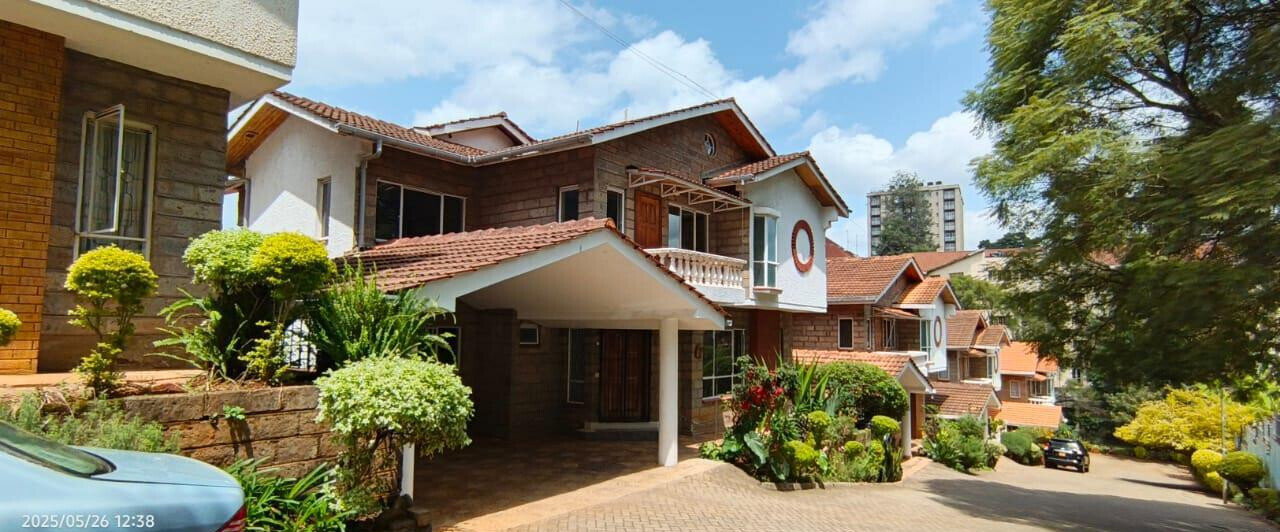 4BR Townhouse with DSQ & Granite Kitchen - Spring Valley