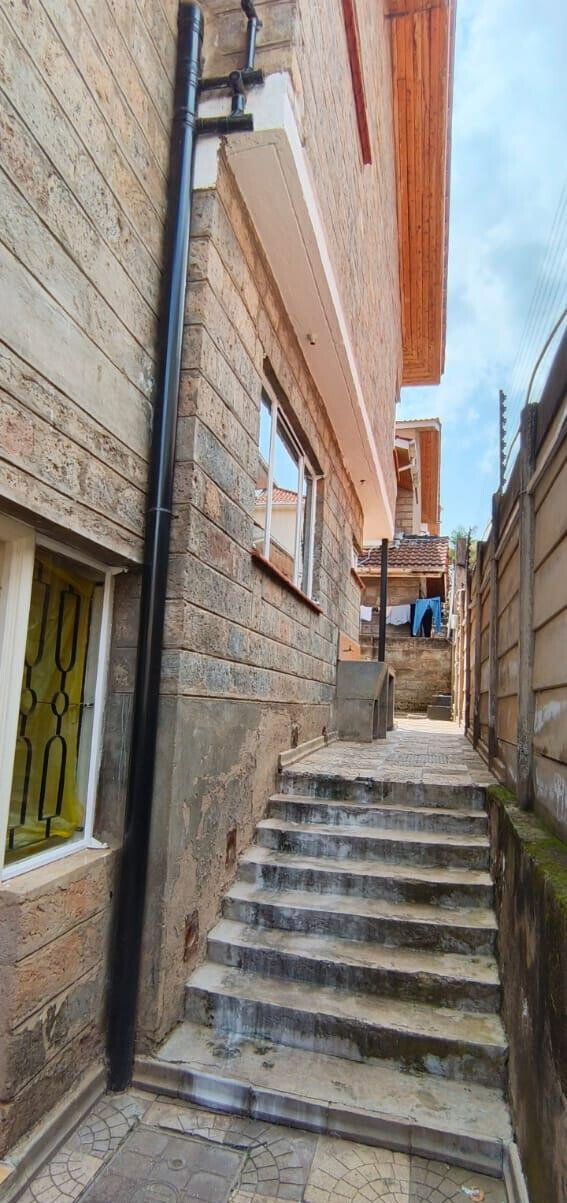 4BR Townhouse with DSQ & Granite Kitchen - Spring Valley
