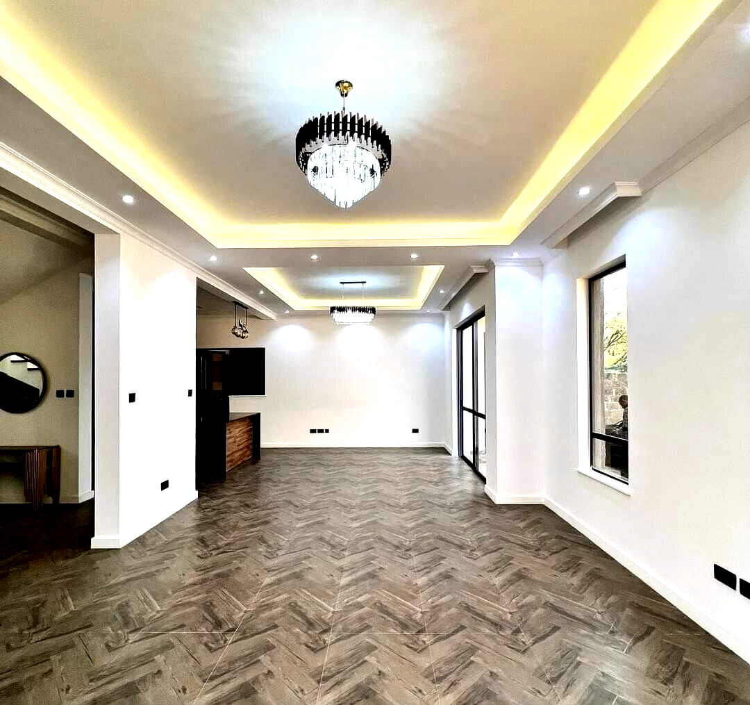 10 Exclusive Villas with 4BR + DSQ & Solar - Lavington