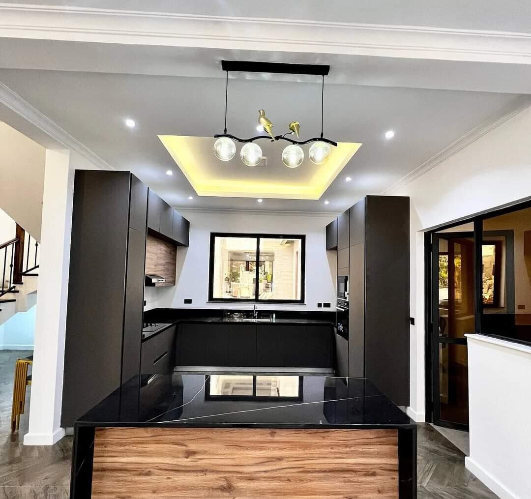 10 Exclusive Villas with 4BR + DSQ & Solar - Lavington
