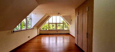 6bdrm Mansion in Unep, Runda for rent - Image 8