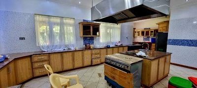 6bdrm Mansion in Unep, Runda for rent - Image 19