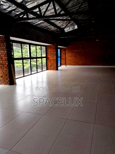 Conspicuous Restaurants Space - Image 6