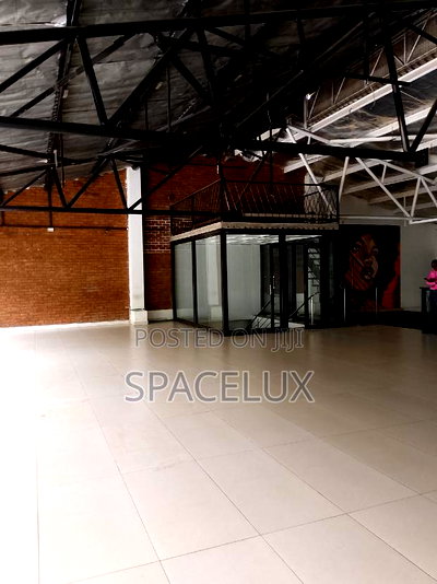 Conspicuous Restaurants Space - Image 7