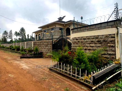 5bdrm Townhouse/Terrace in Kasphat, Kiambu / Kiambu for sale - Image 1