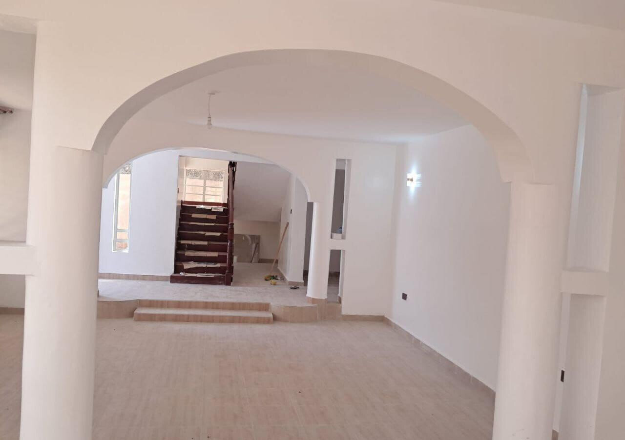 5BR Mansionette 300m from Namanga Highway - Kitengela