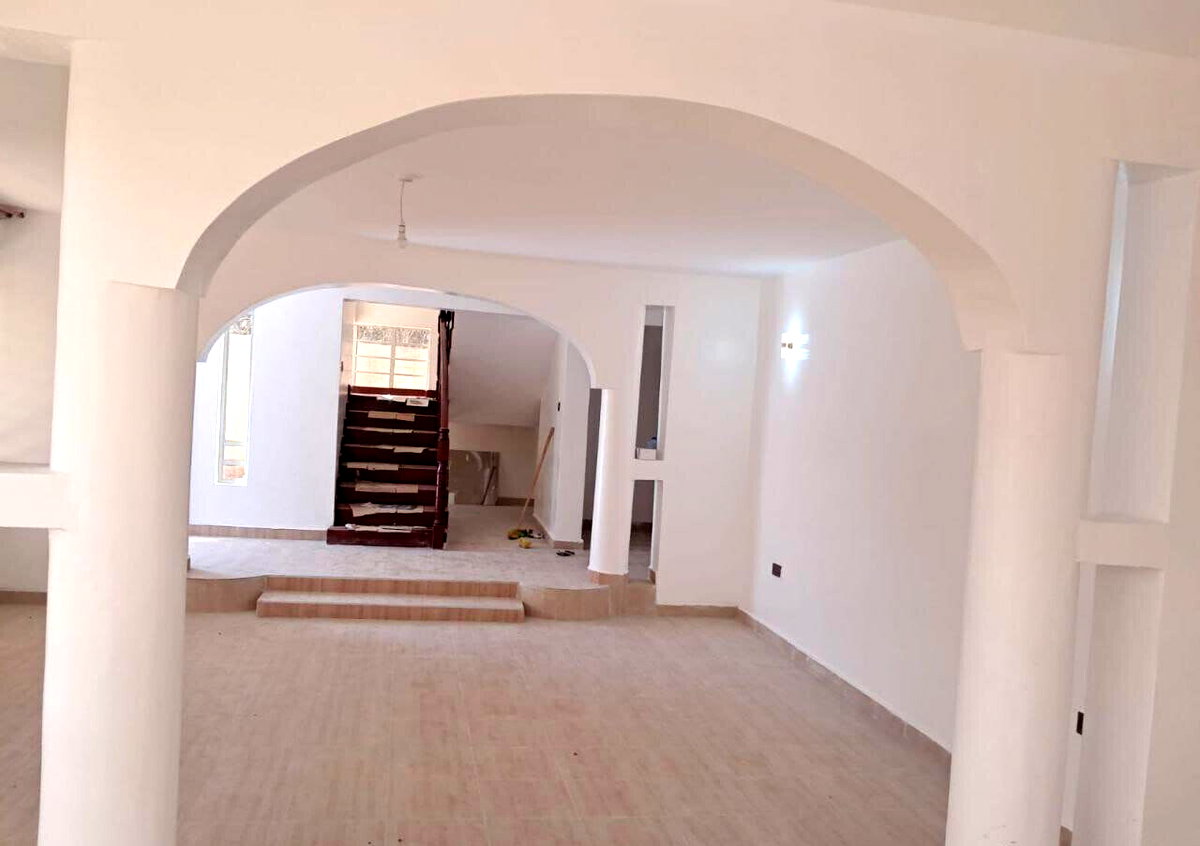 5BR Mansionette 300m from Namanga Highway - Kitengela