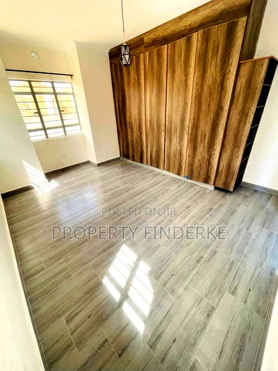 3bdrm Bungalow in Kitengela for sale - Image 10