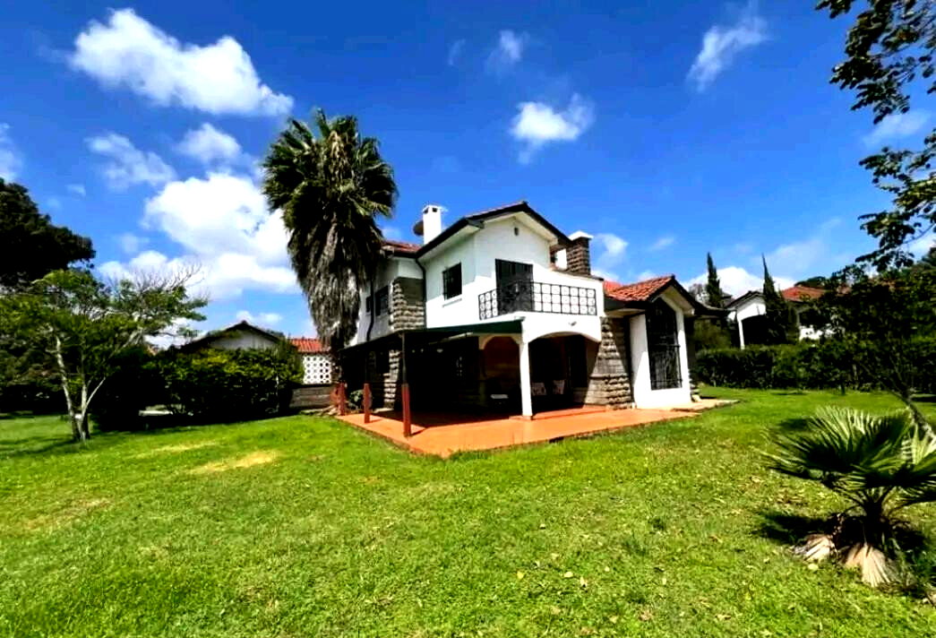 5-Ensuite Villa on Half-Acre with DSQ & Private Gate – Karen