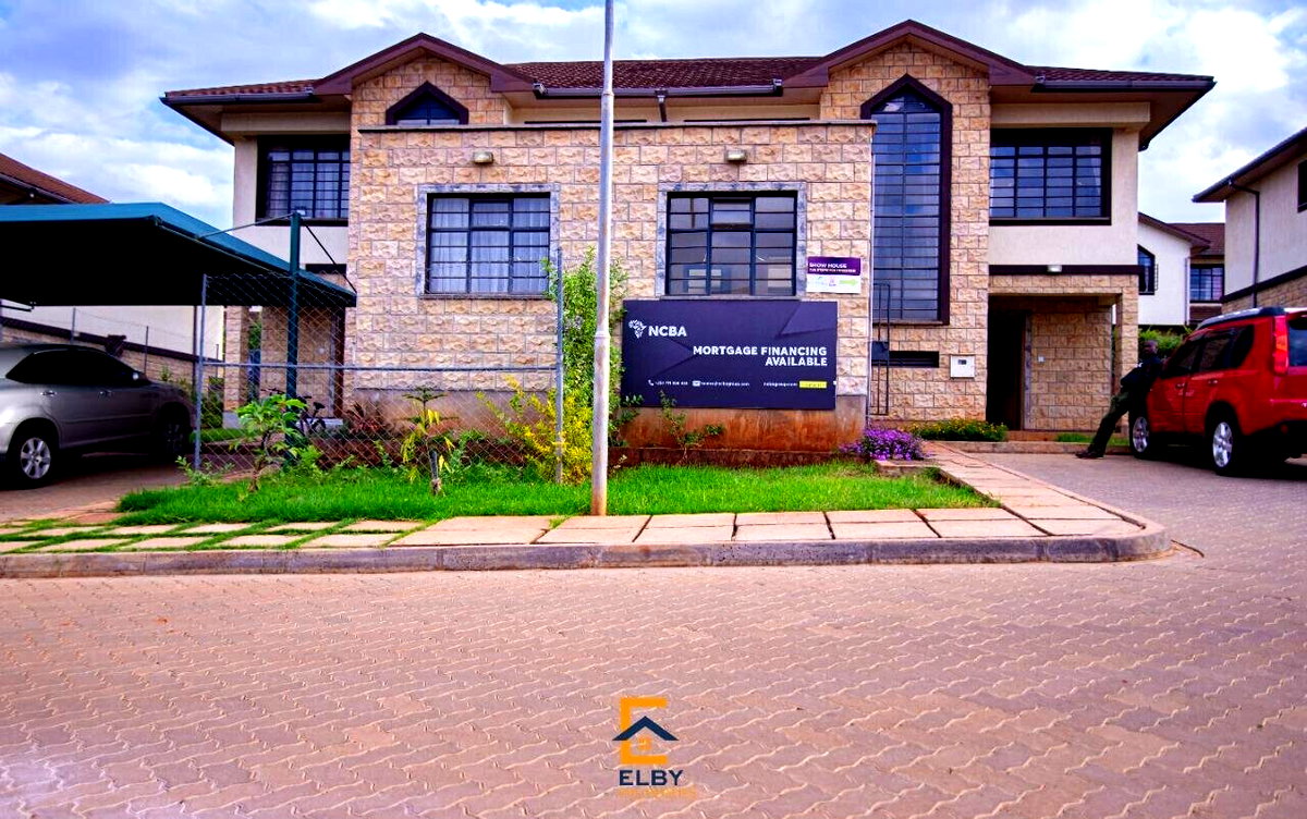 4BR Townhouse with Gym & Infinity Pool - Satelitte, Nairobi