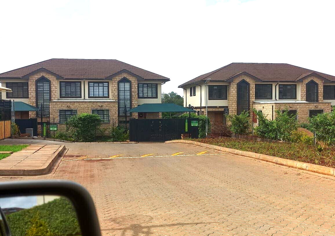 4BR Townhouse with Gym & Infinity Pool - Satelitte, Nairobi