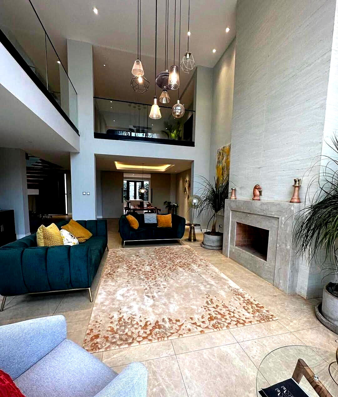 4BR Ensuite Townhouse with Clubhouse & Pool - Runda