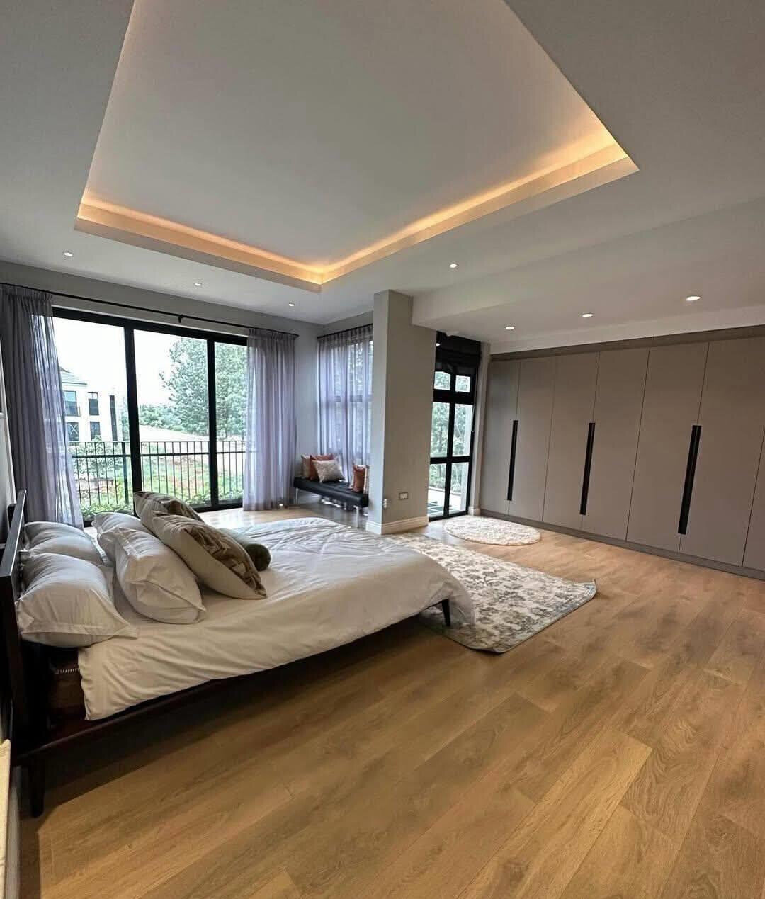 4BR Ensuite Townhouse with Clubhouse & Pool - Runda