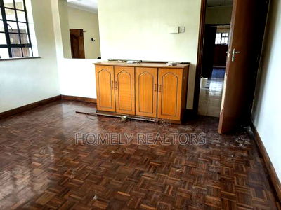 4bdrm Bungalow in Kerarapon for rent - Image 8