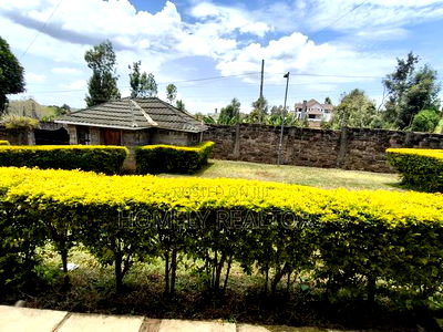 4bdrm Bungalow in Kerarapon for rent - Image 6