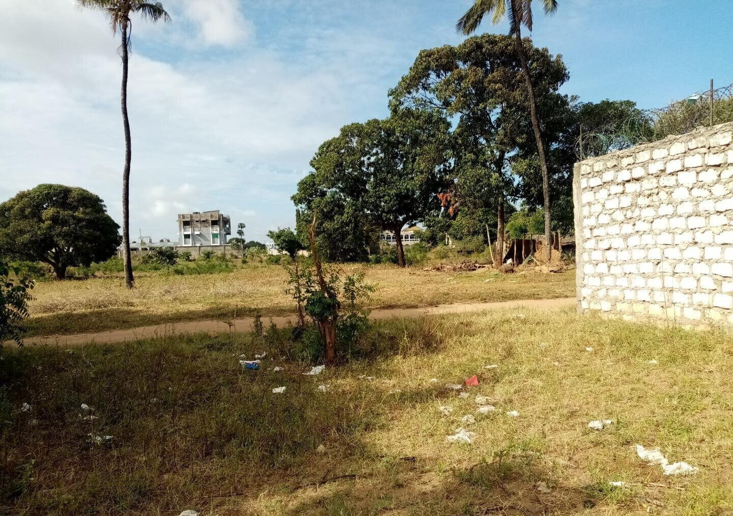 1/8 Acre Serviced Plot in Malindi Sunpark