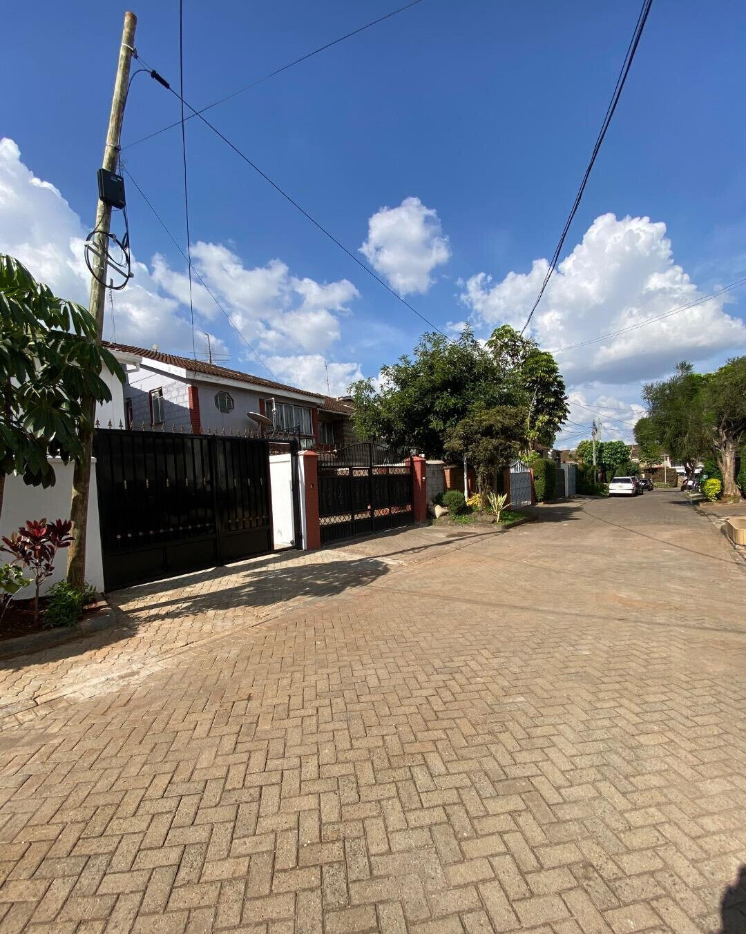4-Bed Townhouse with Private Balconies & DSQ - Lavington