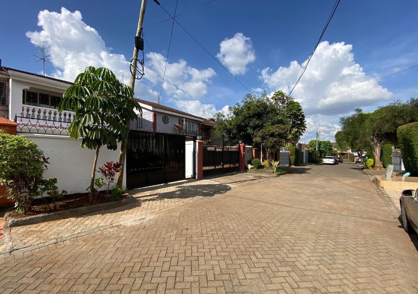 4-Bed Townhouse with Private Balconies & DSQ - Lavington