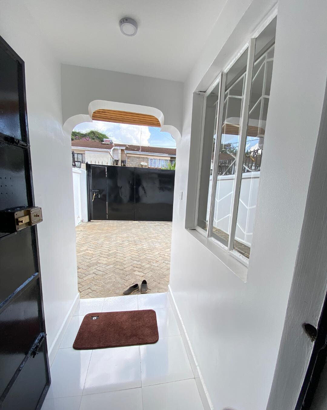 4-Bed Townhouse with Private Balconies & DSQ - Lavington