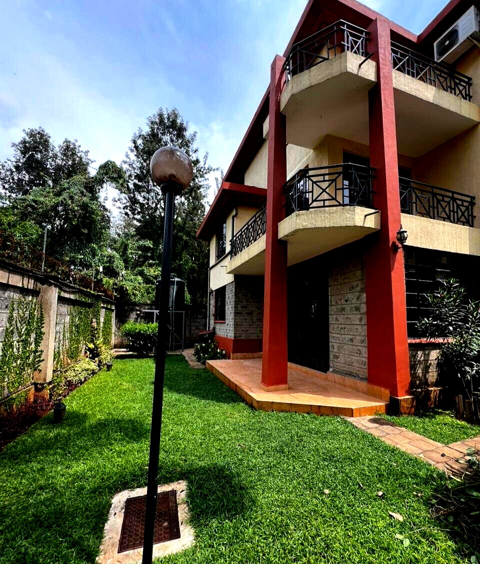 4-Ensuite Townhouse with Wrap-Around Balcony & Garden - Lavington