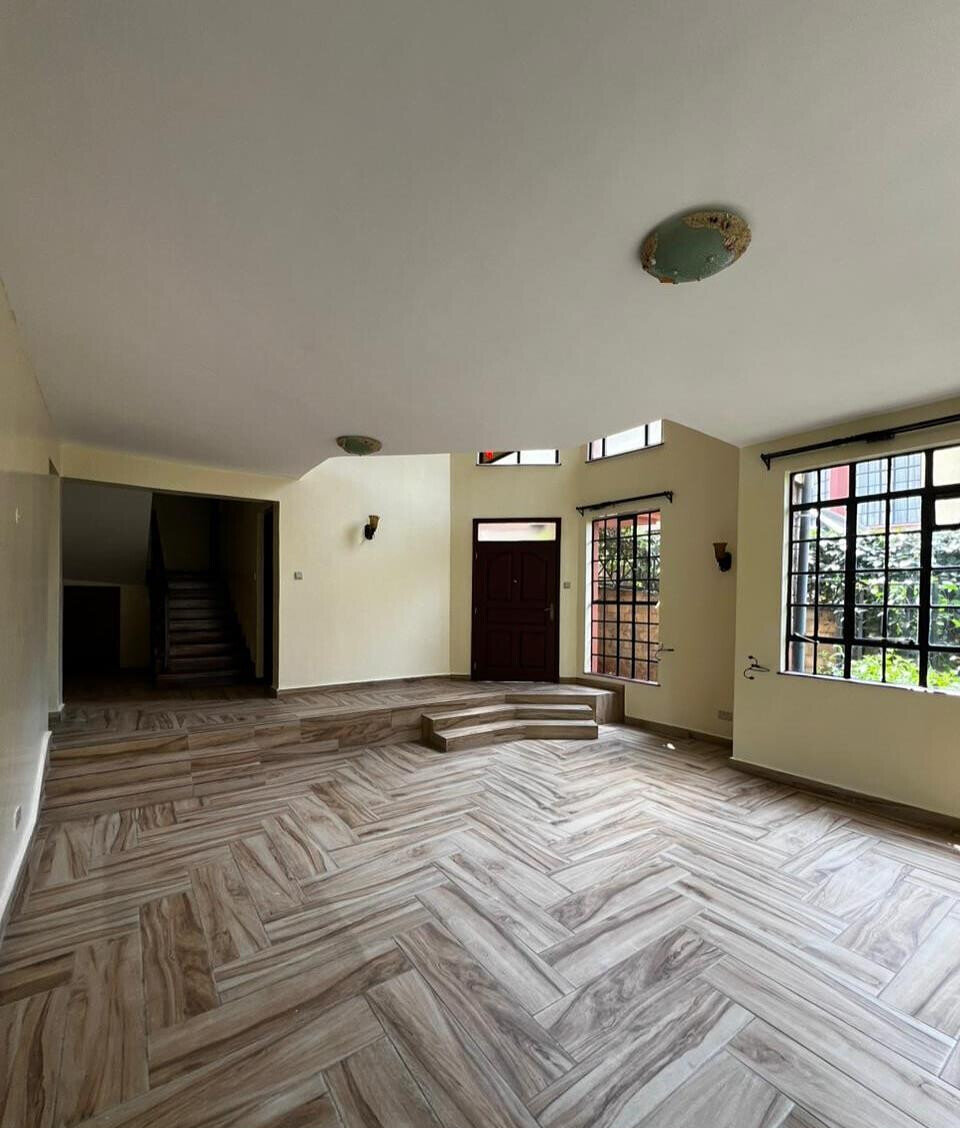 4-Ensuite Townhouse with Wrap-Around Balcony & Garden - Lavington