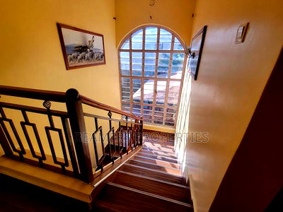4bdrm Maisonette in Tola Estate for sale - Image 9