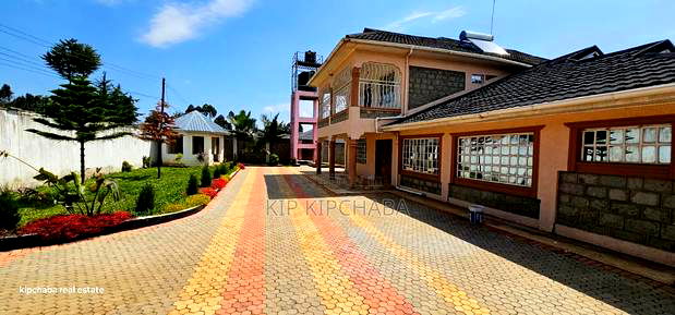 Furnished 5bdrm Mansion in Racecours, Elgon View for sale
