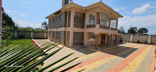 Furnished 5bdrm Mansion in Racecours, Elgon View for sale