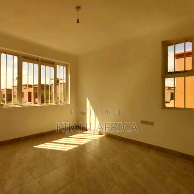 3bdrm Bungalow in Joska for sale - Image 11