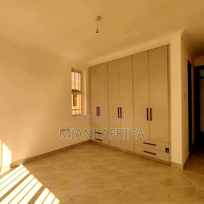 3bdrm Bungalow in Joska for sale - Image 6