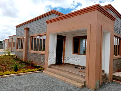 3bdrm Bungalow in Joska for sale - Image 4