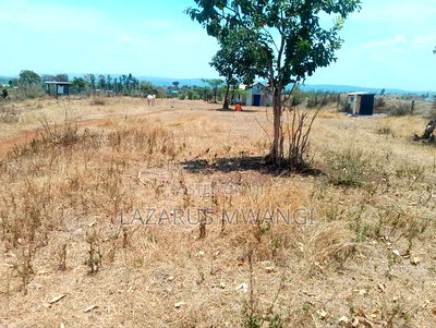 Eighth Acre Plot for Sale at Karuku Makutano-Mwea 700mtrs Dual Way - Image 2