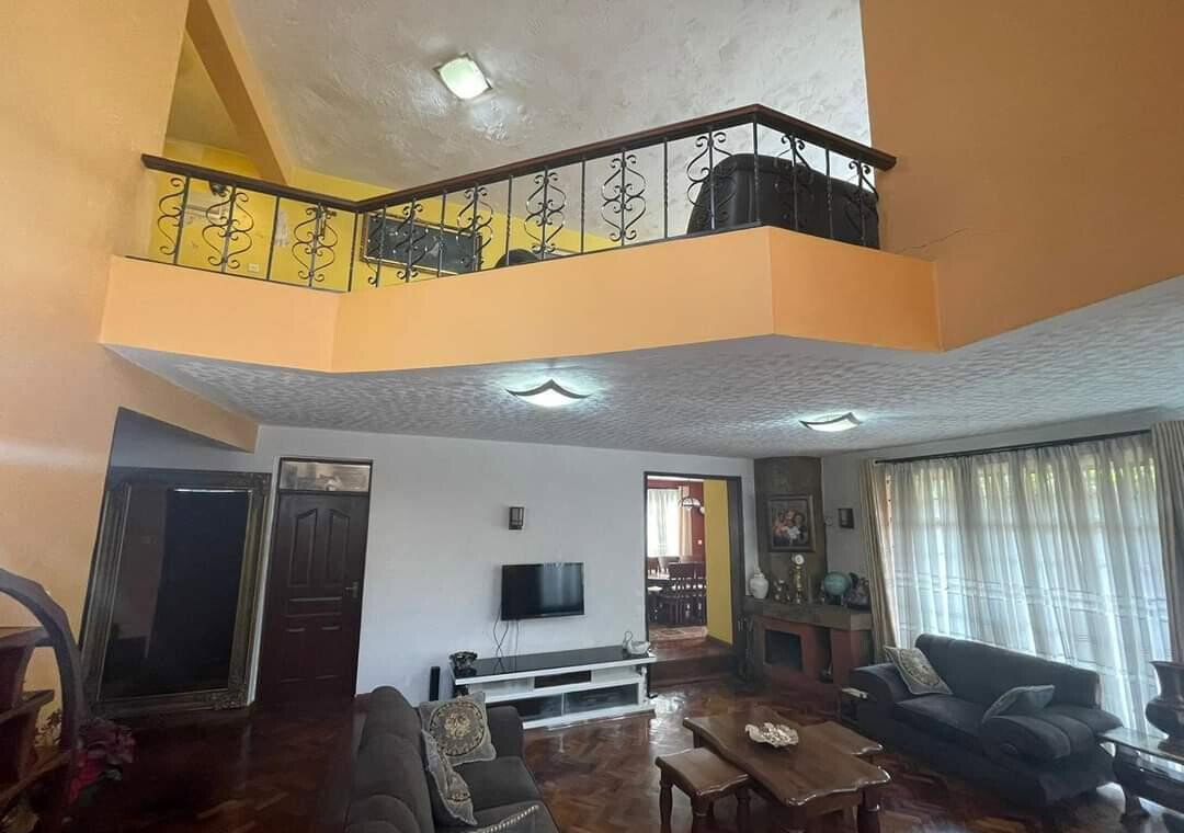 Quiet 4BR Townhouse Off Riara Road - Kilimani