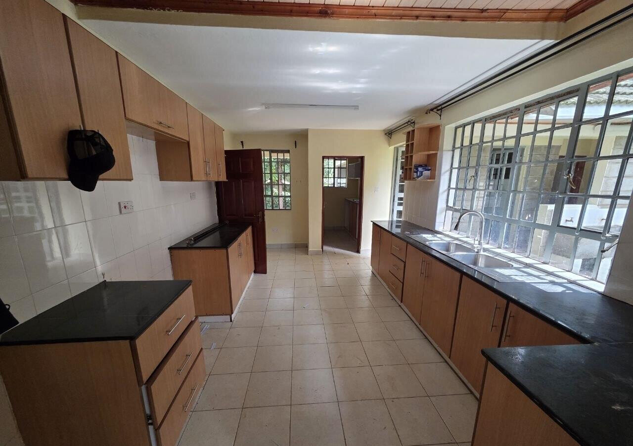 KSh 150K 4BR House with Parking