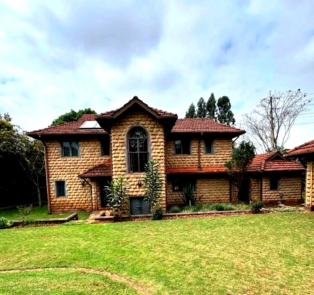 3BR All-Ensuite Townhouse with Study – Windsor, Nairobi