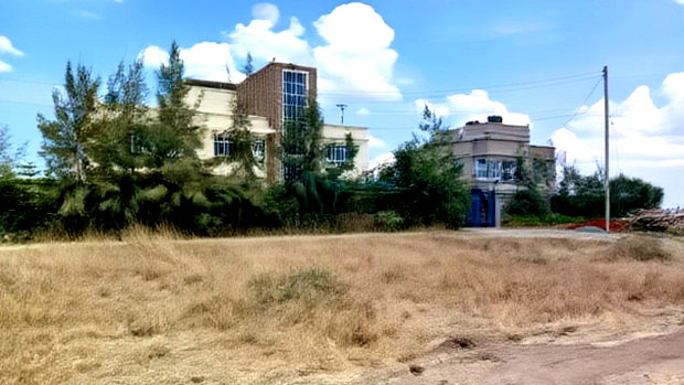 Residential Plots in Kamakis,Ready Title Deeds.