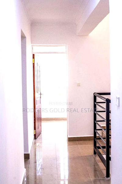 4bdrm Maisonette in Kitengela for sale - Image 4