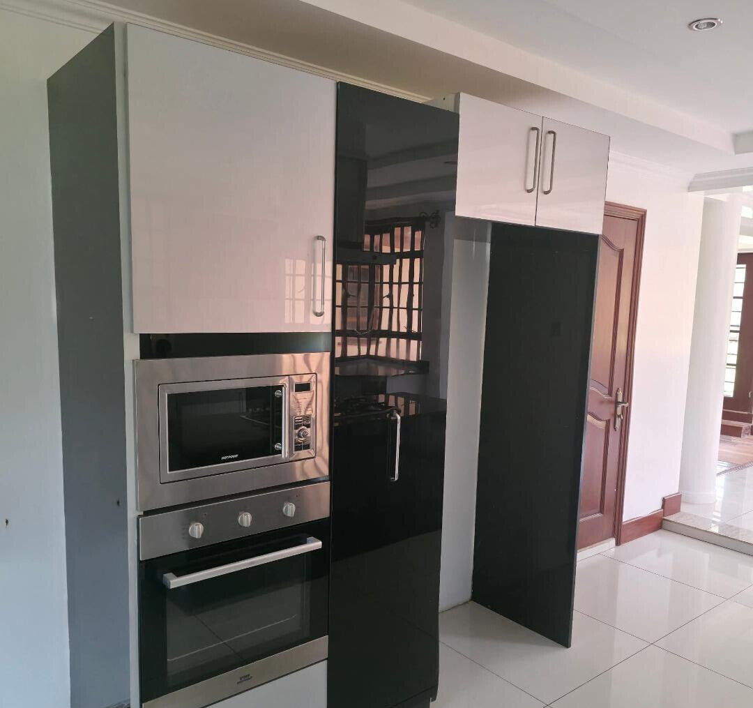 Ambassadorial 5BR All-Ensuite Villa on ½ Acre - Runda