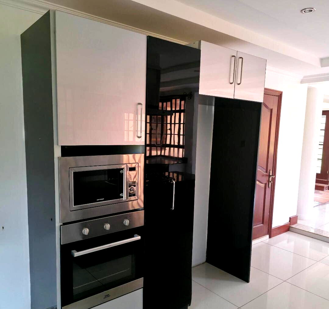 Ambassadorial 5BR All-Ensuite Villa on ½ Acre - Runda
