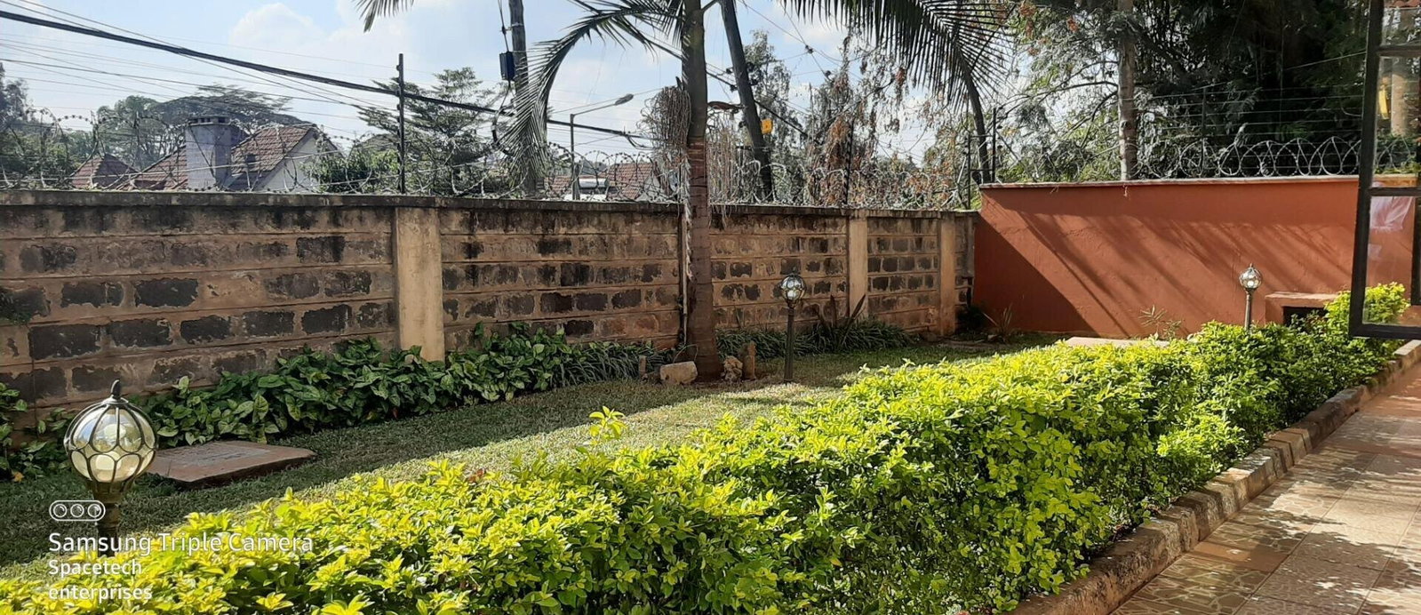 Elegant 5-Ensuite Townhouse with Fireplace & Private Garden - Lavington