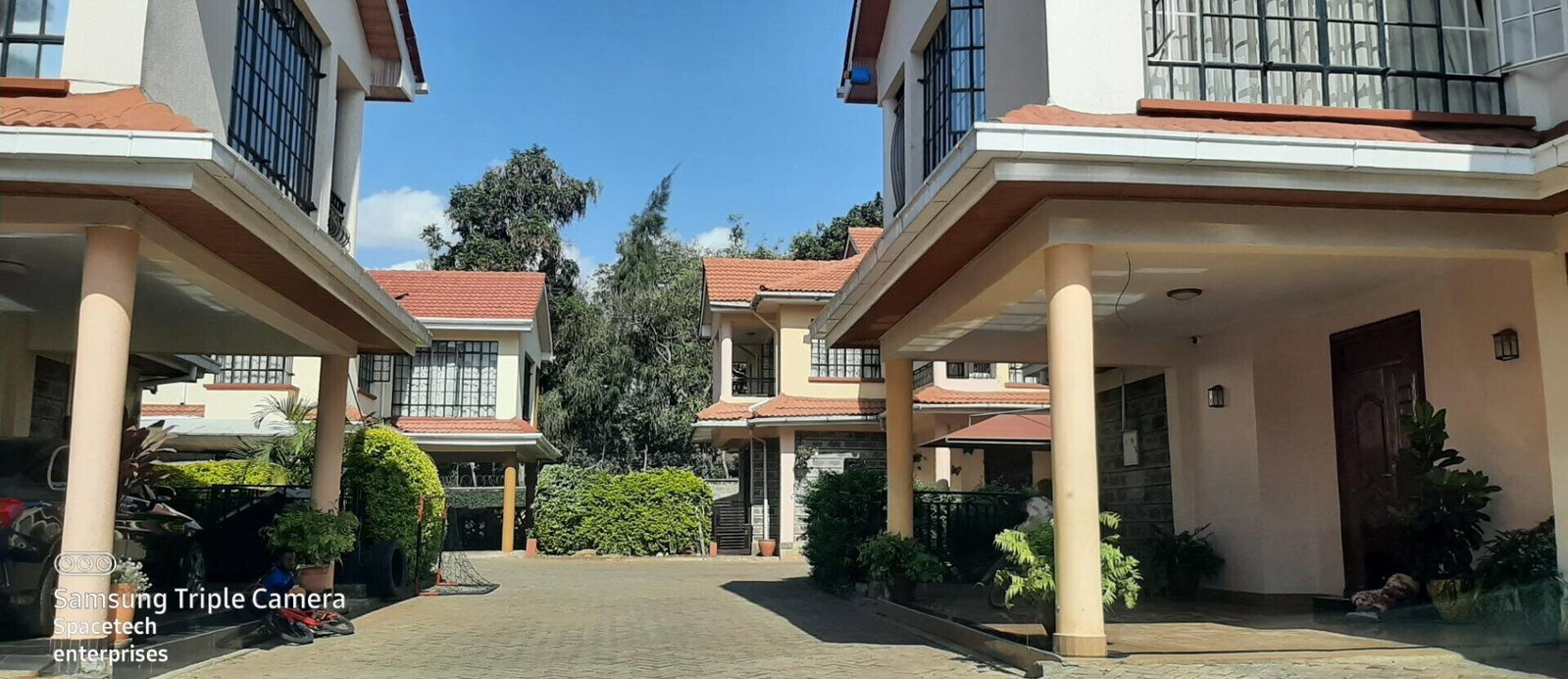 Elegant 5-Ensuite Townhouse with Fireplace & Private Garden - Lavington
